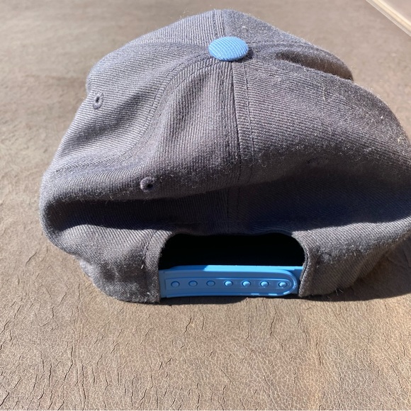 UNC Tar Heels Hat - Picture 4 of 4